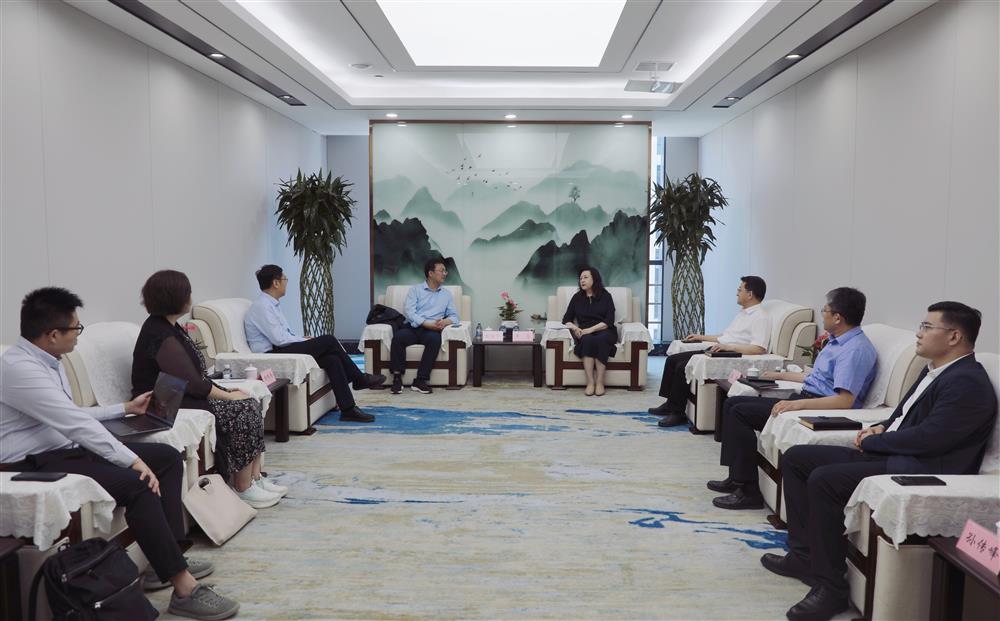 建投投資一行到產(chǎn)發(fā)集團(tuán)洽談合作